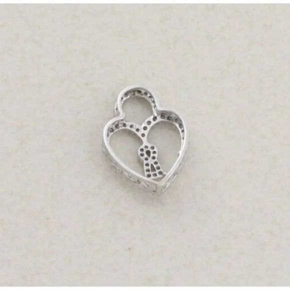 Pendant Only 10k White Gold .25 Carat Diamond Key Heart Pendant - Picture 3 of 5
